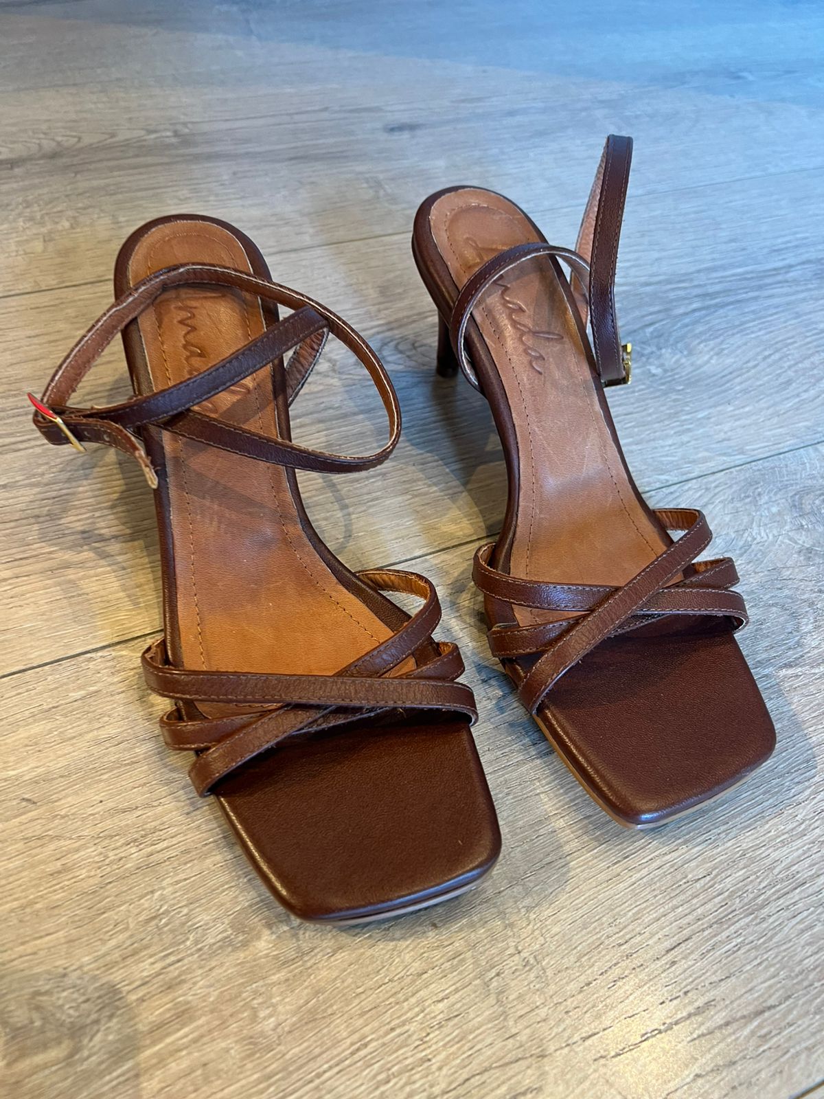 Sandalias Cruz