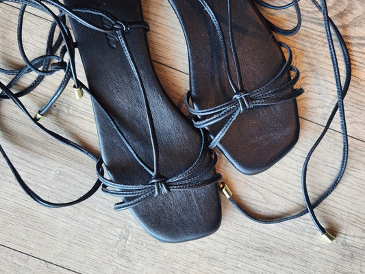 Sandalias Amarras Negras